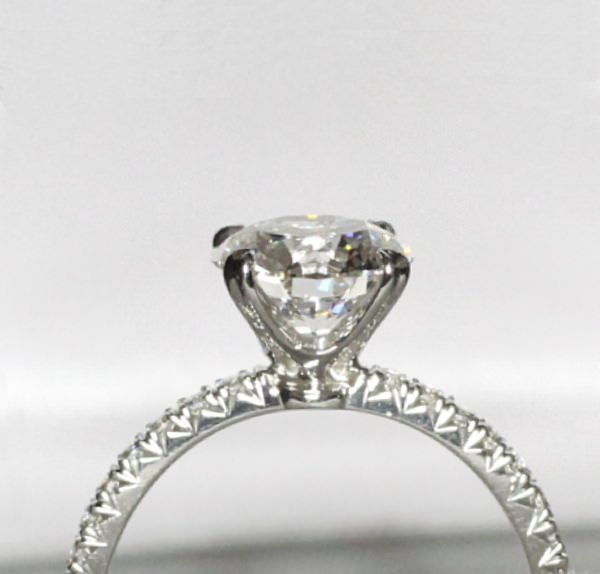 Engagement Ring Shopping Tips